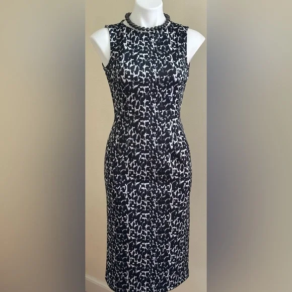 NEW YORK & COMPANY Black & White Sleeveless Bodycon Dress Sz. XS - Picture 4 of 12